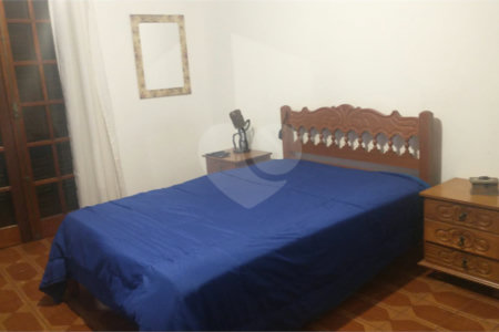 Sobrado à venda com 3 quartos em Parada Inglesa, São Paulo, SP
