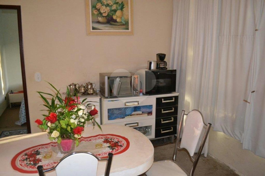 Sobrado à venda com 2 quartos em Vila Nivi, São Paulo, SP