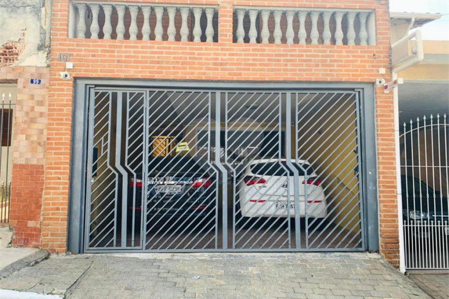 Sobrado à venda com 3 quartos, sendo 1 suíte,  em Vila Sabrina, São Paulo, SP