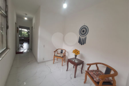 Apartamento à venda com 4 quartos, sendo 1 suíte, em Tijuca, Rio de Janeiro, RJ
