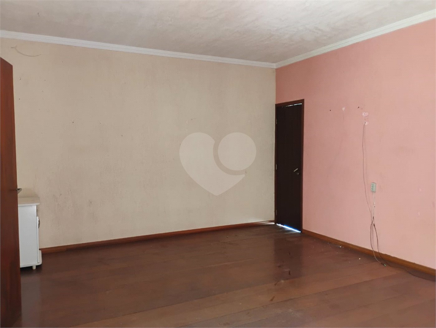 Casa à venda com 3 quartos, sendo 1 suíte, no Centro, Mairiporã, SP