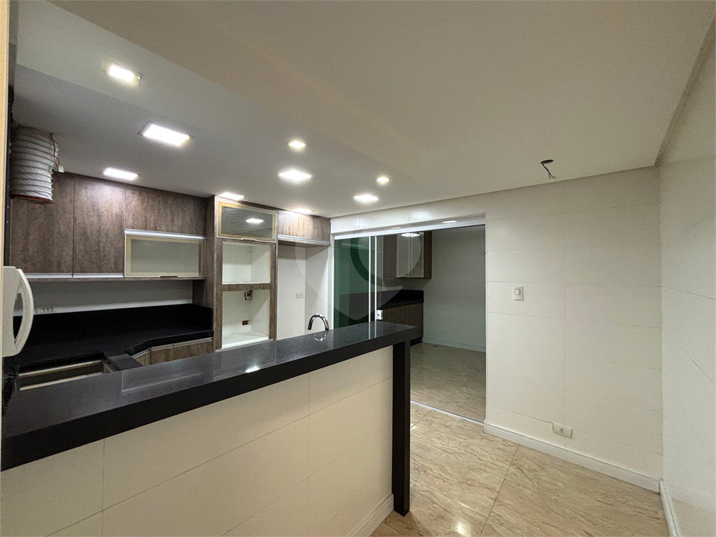 Casa à venda com 3 quartos, sendo 1 suíte,  em Jardim Santa Mena, Guarulhos, SP