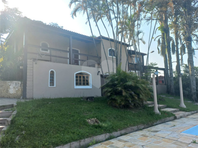 Casa à venda com 7 suítes em Palmeiras, Mairiporã, SP