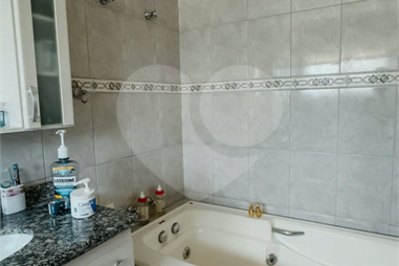 Casa à venda com 4 suítes no condomínio Monte Belo, Salto - SP