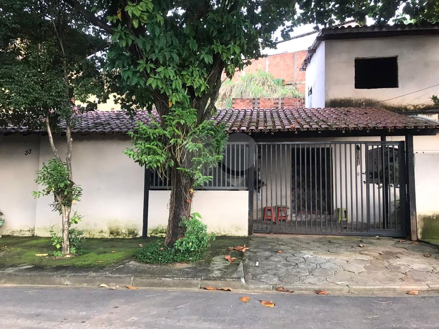 Casa à venda com 4 quartos, sendo 1 suíte, em Loteamento Shangrilá, Valinhos, SP