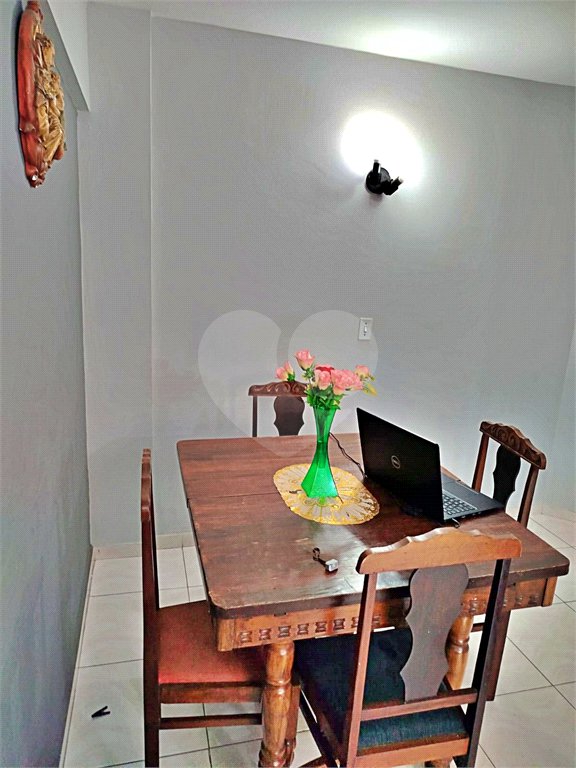 Apartamento à venda com 3 quartos, sendo 1 suíte,  em Jardim Parque Morumbi, São Paulo, SP