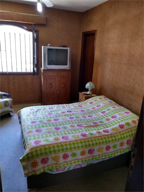 Casa à venda com 4 quartos, sendo 1 suíte,  em Alto da Lapa, São Paulo, SP