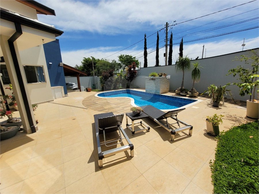 Casa à venda com 3 suítes em Chácara Areal, Indaiatuba, SP