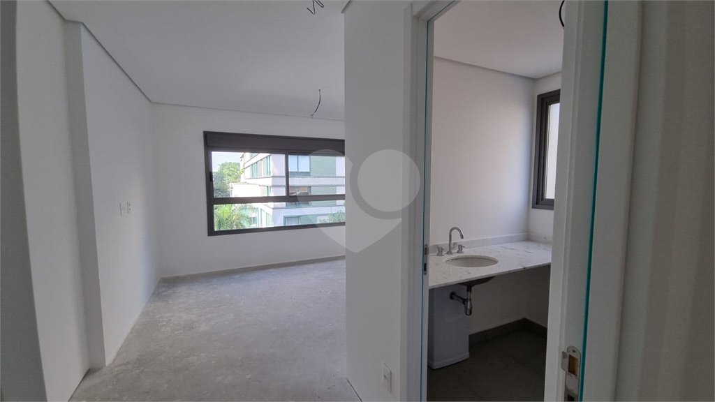 Apartamento à venda com 2 quartos, sendo 1 suíte, em Vila Nova Conceição, São Paulo, SP
