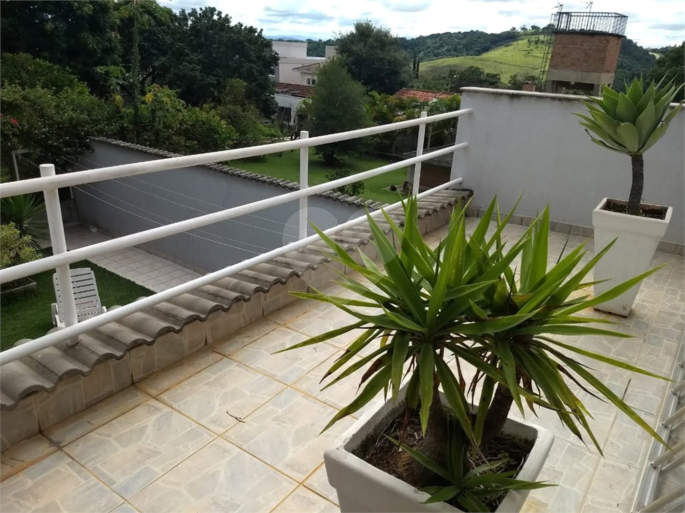 Casa à venda com 4 quartos, sendo 2 suítes, em Vila Petrópolis, Atibaia, SP
