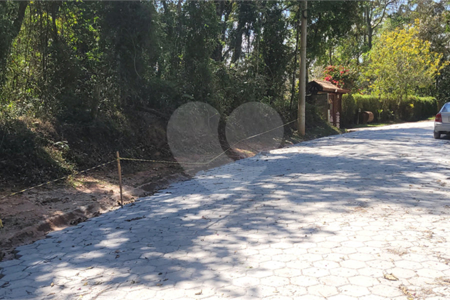 Terreno à venda no condomínio Parque Imperial da Cantareira, Mairiporã - SP