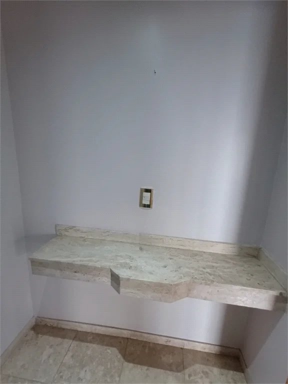 Apartamento à venda ou para alugar com 4 quartos, sendo 1 suíte, em Vila Andrade, São Paulo, SP