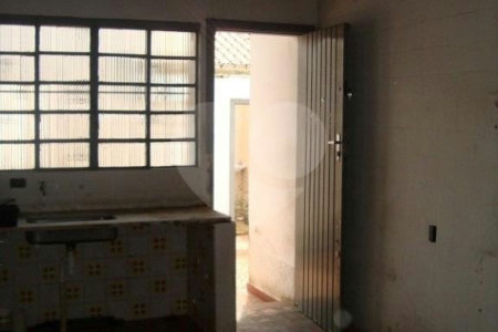Casa Térrea à venda com 3 quartos em Vila Cordeiro, São Paulo, SP