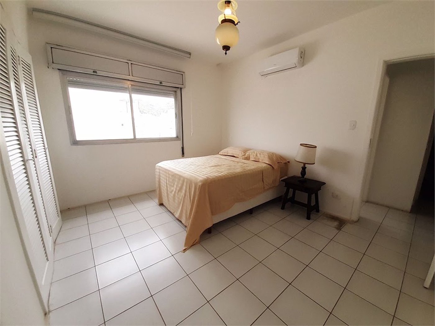 Apartamento Residencial à venda, Pitangueiras, Guarujá - AP0163.