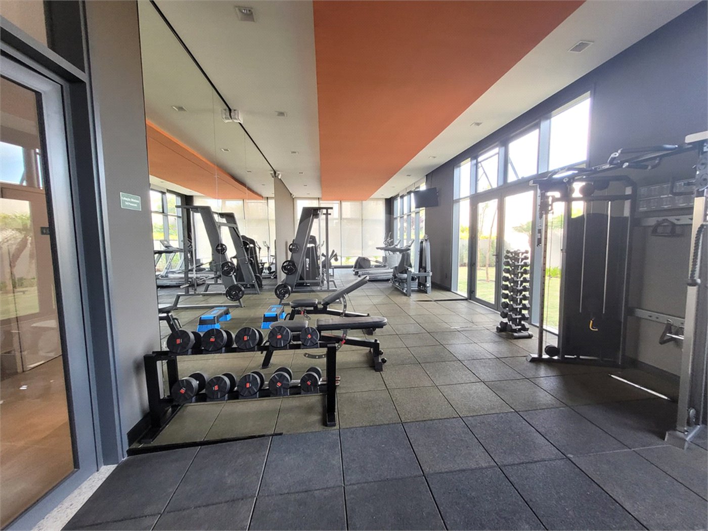Apartamento à venda com 3 quartos, sendo 1 suíte,  em Parque Campolim, Sorocaba, SP