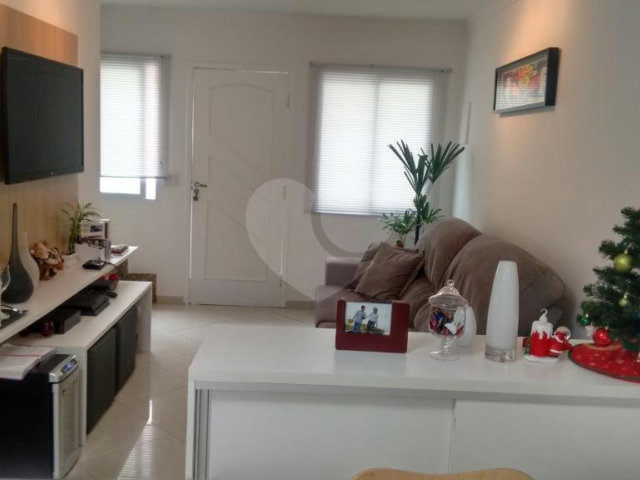 Casa à venda com 2 suítes no condomínio S//nome, São Paulo - SP