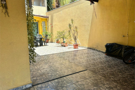 Casa à venda com 3 quartos, sendo 1 suíte,  em Éden, Sorocaba, SP