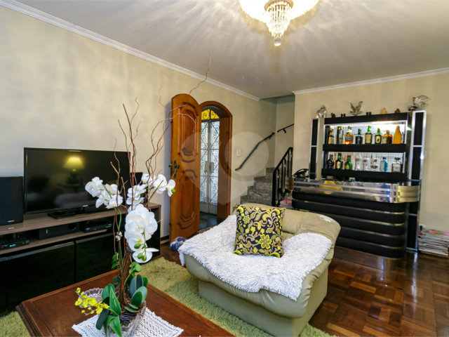 Sobrado à venda com 3 quartos, sendo 1 suíte,  em Vila Mascote, São Paulo, SP
