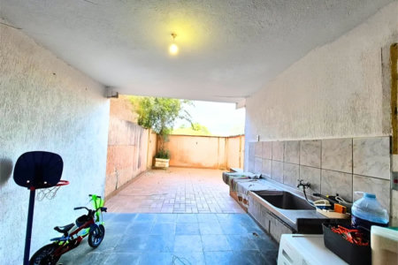 Casa à venda com 3 quartos, sendo 1 suíte, em Jardim Olympia, São Paulo, SP