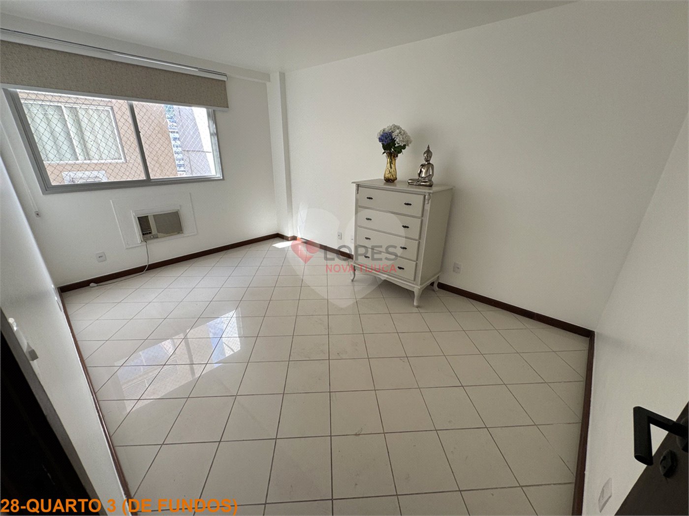 Apartamento à venda com 4 quartos, sendo 1 suíte, em Tijuca, Rio de Janeiro, RJ