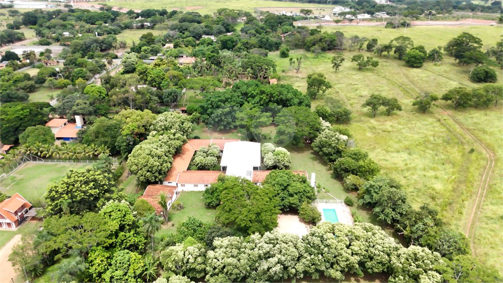 Chácara à venda com 10 quartos, sendo 2 suítes,  em Loteamento San Fernando Valley, São José do Rio Preto, SP