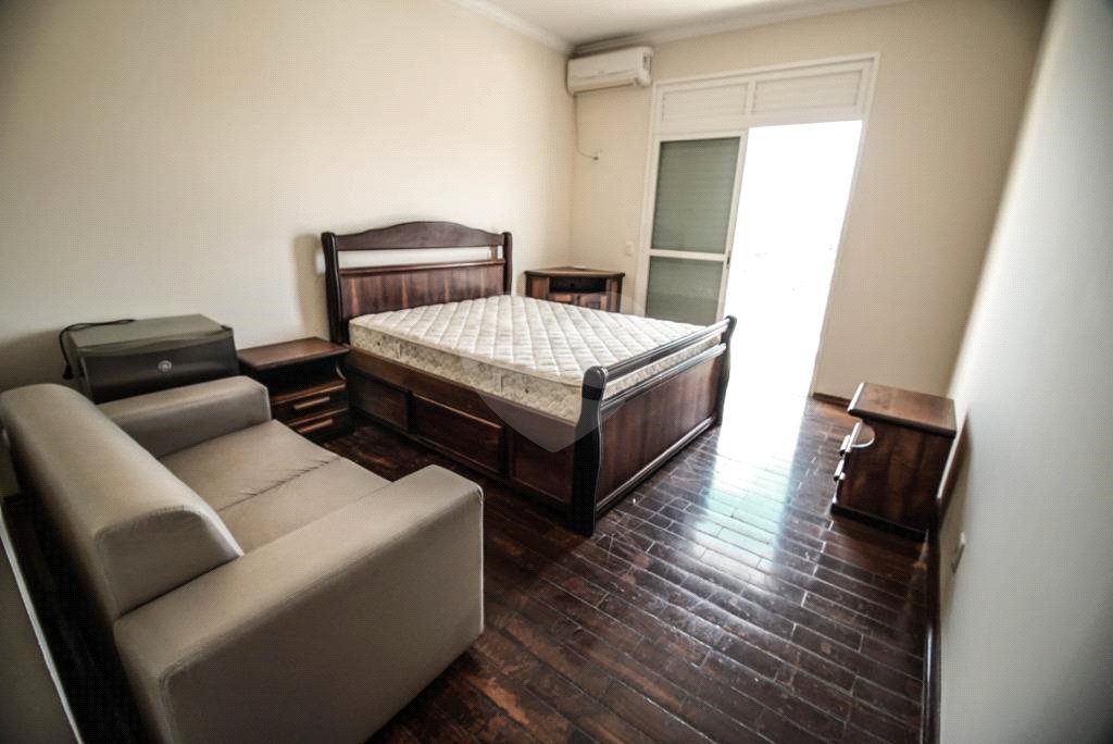 Casa à venda com 4 quartos, sendo 1 suíte,  no condomínio Ibiti do Paço, Sorocaba - SP