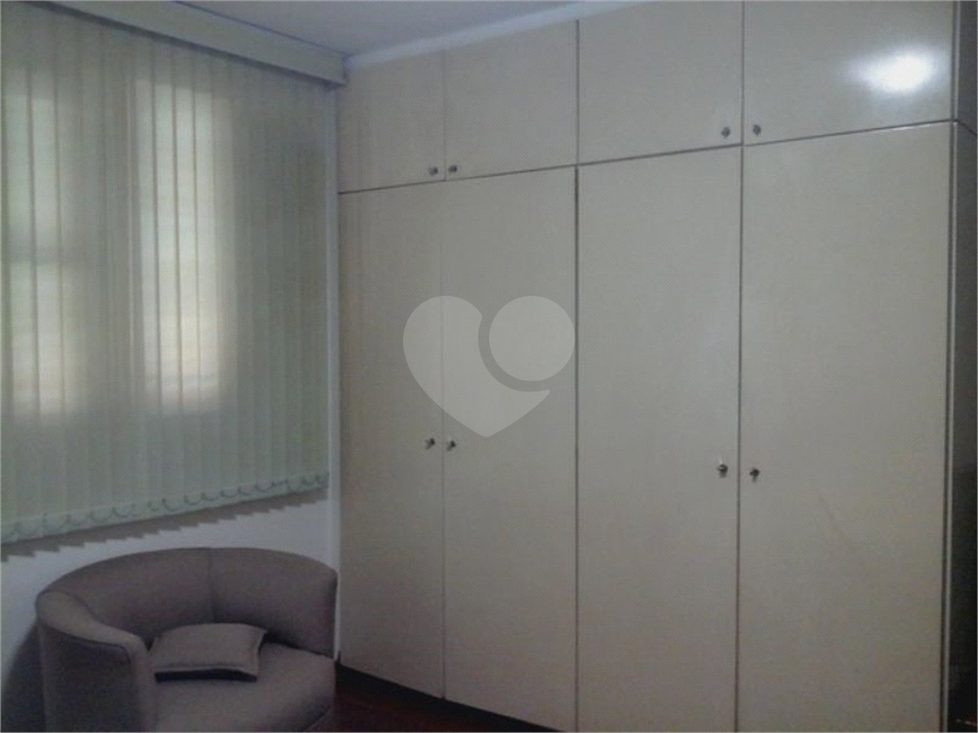 Casa à venda com 3 quartos, sendo 1 suíte,  em Santo Amaro, São Paulo, SP