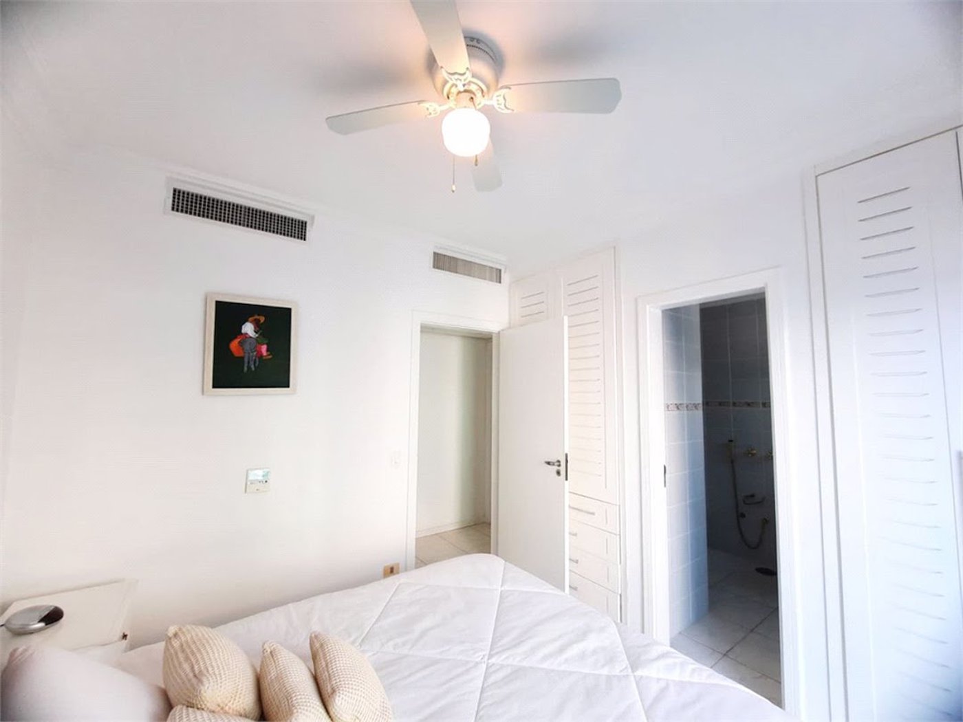 Apartamento com 3 dormitórios à venda, 179 m² por R$ 3.800.000,00 - Pitangueiras - Guarujá/SP