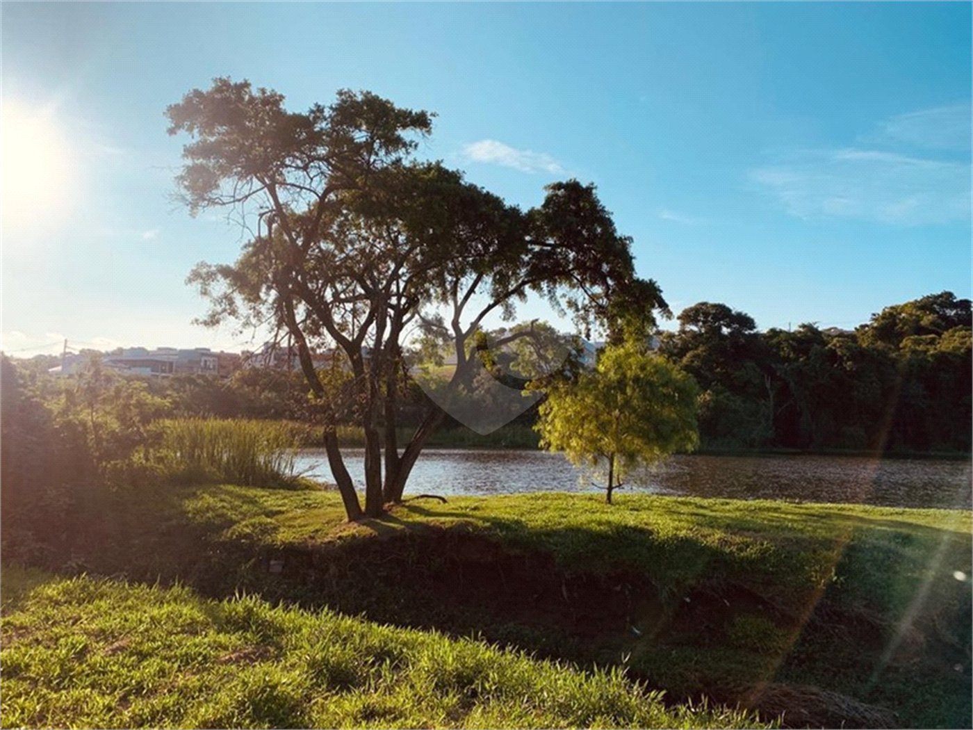 Casa à venda com 3 suítes no condomínio Helena Maria, Sorocaba - SP