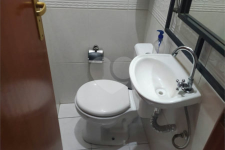 Sobrado à venda com 3 quartos, sendo 1 suíte, em Santa Teresinha, São Paulo, SP