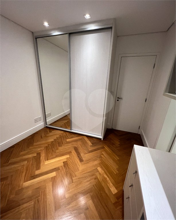 Apartamento à venda com 3 suítes em Jardim Arpoador, São Paulo, SP