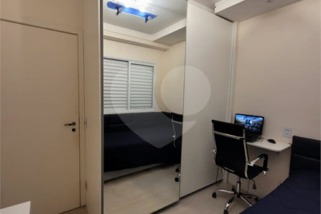 Apartamento à venda com 3 quartos, sendo 1 suíte,  em Vila Suissa, Mogi das Cruzes, SP