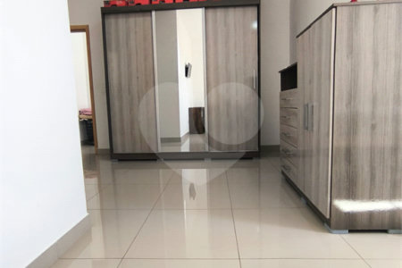 Casa à venda com 3 quartos, sendo 1 suíte, em Jardim Residencial Imperatriz, Sorocaba, SP