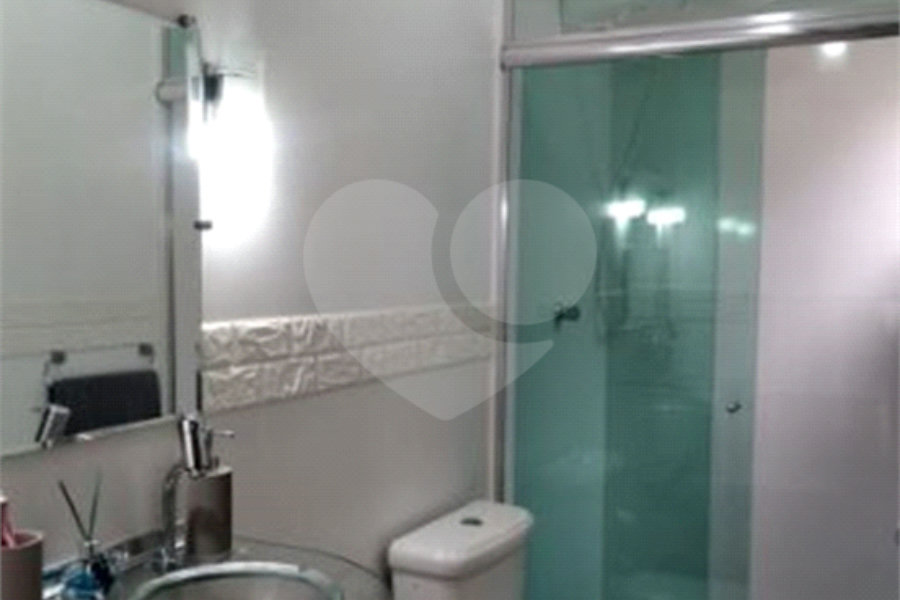 Sobrado à venda com 3 quartos, sendo 2 suítes,  em Sapopemba, São Paulo, SP