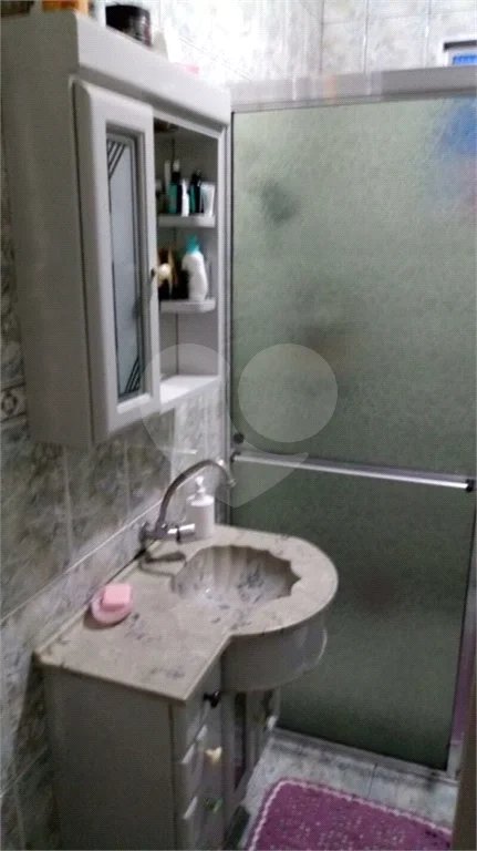 Sobrado com 212m² , 3 dormitórios , 2 vagas , à venda em Santo André.