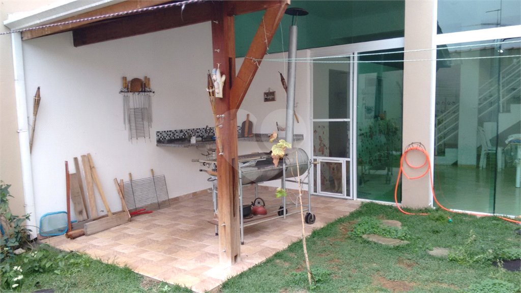 Casa à venda com 3 quartos, sendo 1 suíte,  em Mogi Moderno, Mogi das Cruzes, SP