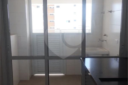 Apartamento à venda com 3 quartos, sendo 1 suíte,  em Loteamento Mogilar, Mogi das Cruzes, SP