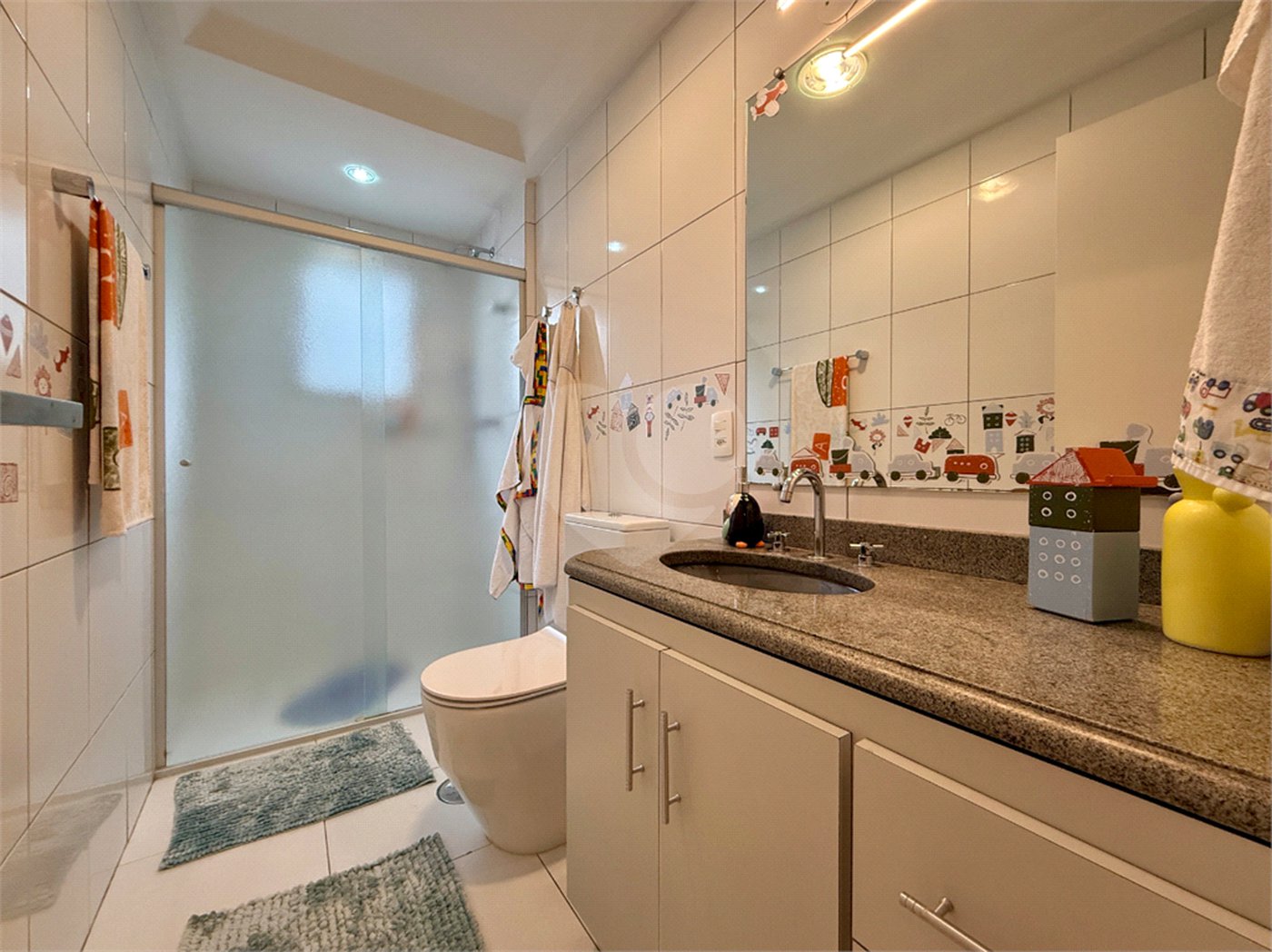 Apartamento à venda com 3 suítes em Campo Belo, São Paulo, SP