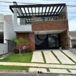 Casa à venda com 4 suítes no condomínio Residencial Costa das Areias, Salto - SP