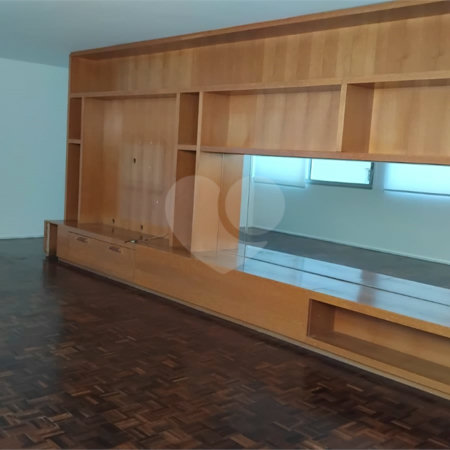 Apartamento à venda ou para alugar com 3 quartos, sendo 1 suíte, em Itaim Bibi, São Paulo, SP