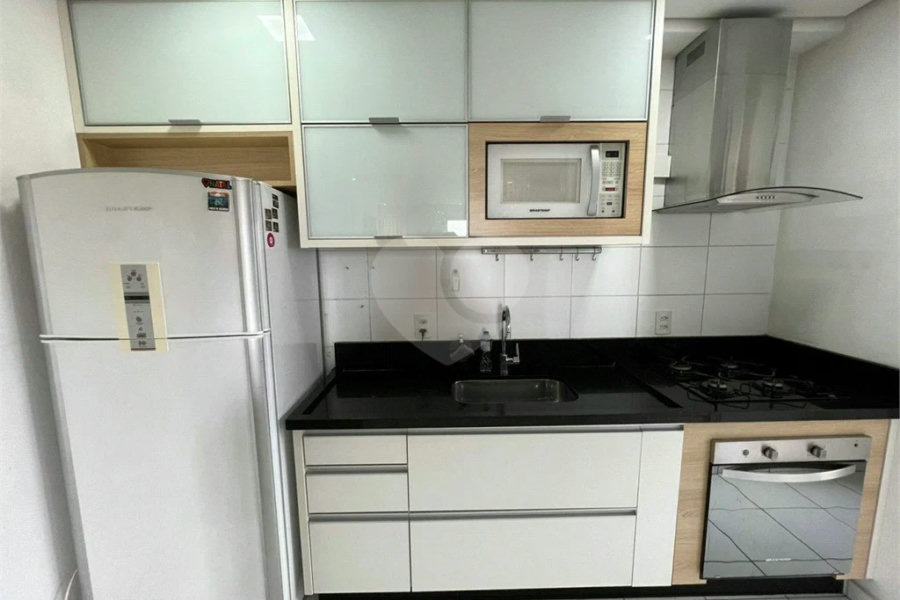 Apartamento à venda com 3 quartos, sendo 1 suíte,  em Vila Guilherme, São Paulo, SP