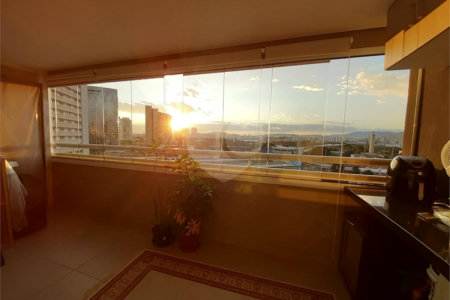 Apartamento à venda com 1 suíte em Parque Industrial Tomas Edson, São Paulo, SP