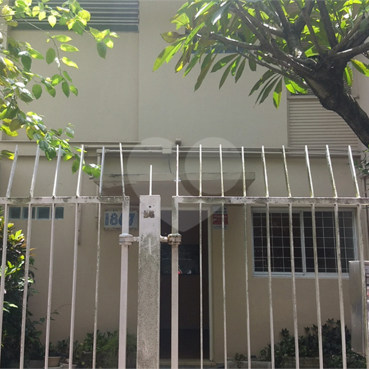 Sobrado à venda com 3 quartos, sendo 1 suíte, em Alto da Boa Vista, São Paulo, SP