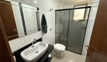 Apartamento à venda com 2 quartos, sendo 1 suíte,  em Aviação, Praia Grande, SP