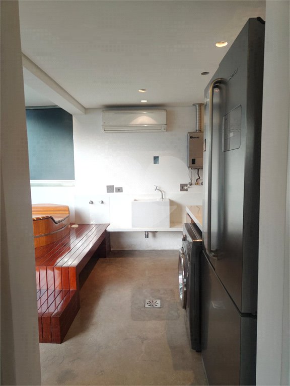 Apartamento para alugar com 1 quarto em Santo Amaro, São Paulo, SP