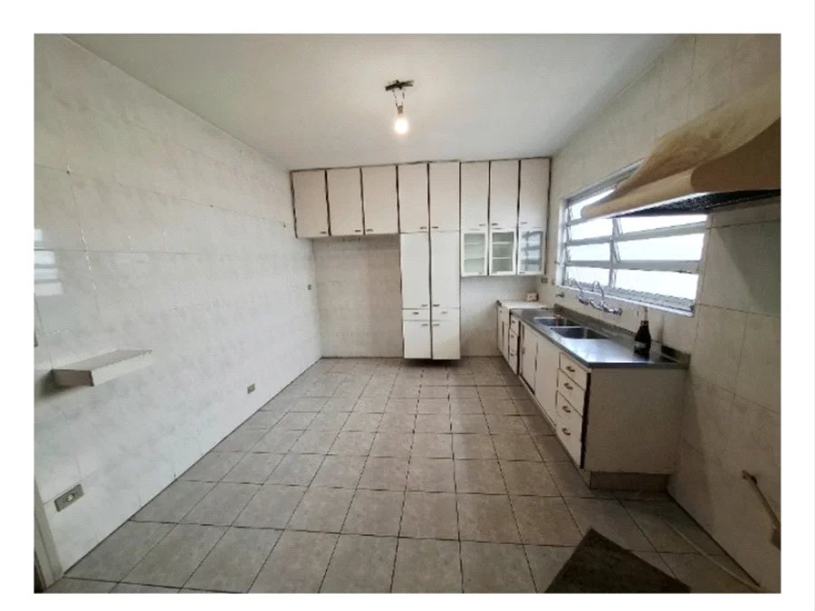 Sobrado à venda com 4 quartos, sendo 1 suíte,  em Jardim Bonfiglioli, São Paulo, SP
