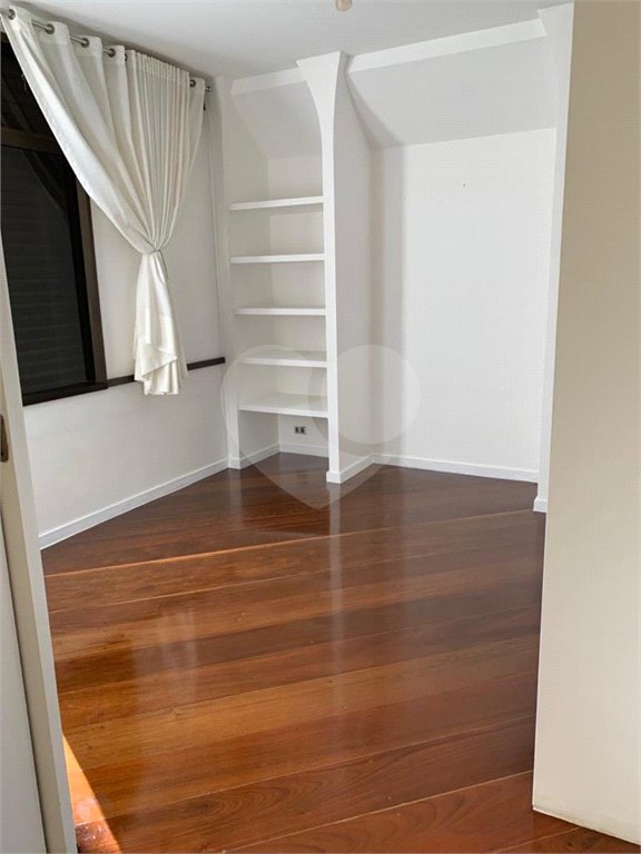 Apartamento à venda com 3 suítes em Paineiras do Morumbi, São Paulo, SP