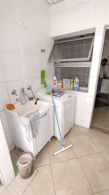Sobrado à venda com 3 quartos, sendo 1 suíte, em Parque São Domingos, São Paulo, SP