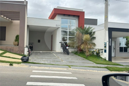 Casa à venda com 3 quartos, sendo 1 suíte, no condomínio Vila Rica, Indaiatuba - SP