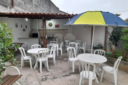 Casa à venda com 4 quartos, sendo 1 suíte, em City Bussocaba, Osasco, SP